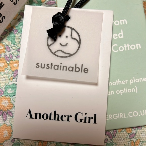 Another girl Tie Detail Ditsy Mini Skirt Lime Grn Floral Keyhole Detail waist XS - Picture 3 of 10